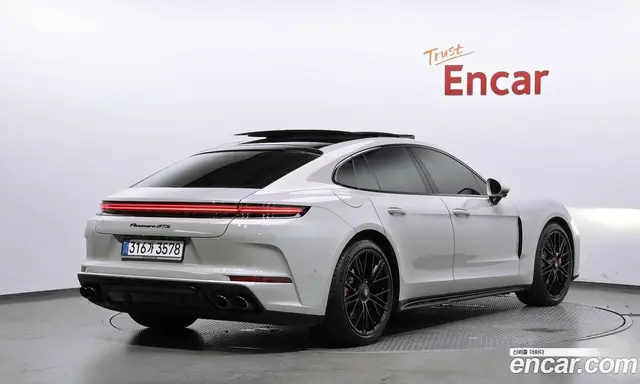 Porsche Panamera 2025 4.0 автомат (гидро), миниатюра 2