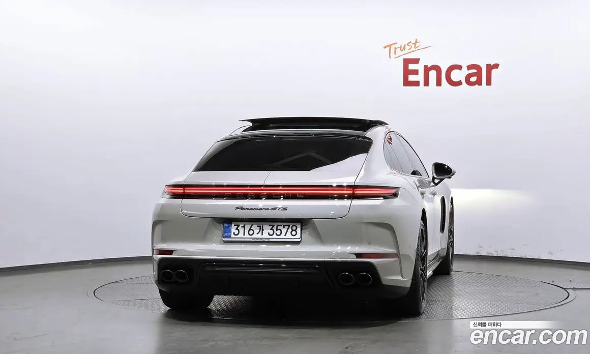Porsche Panamera 2025 4.0 автомат (гидро), фото 4