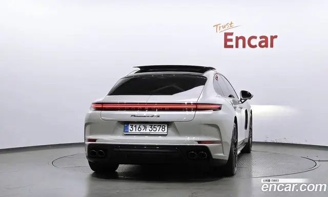 Porsche Panamera 2025 4.0 автомат (гидро), миниатюра 4