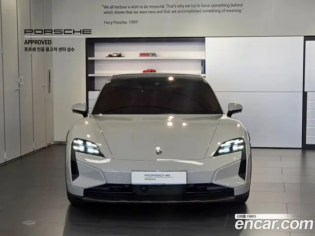 Porsche Taycan 2025 0.1 автомат (гидро), миниатюра 3 Porsche Taycan 2025 0.1 автомат (гидро), миниатюра 3