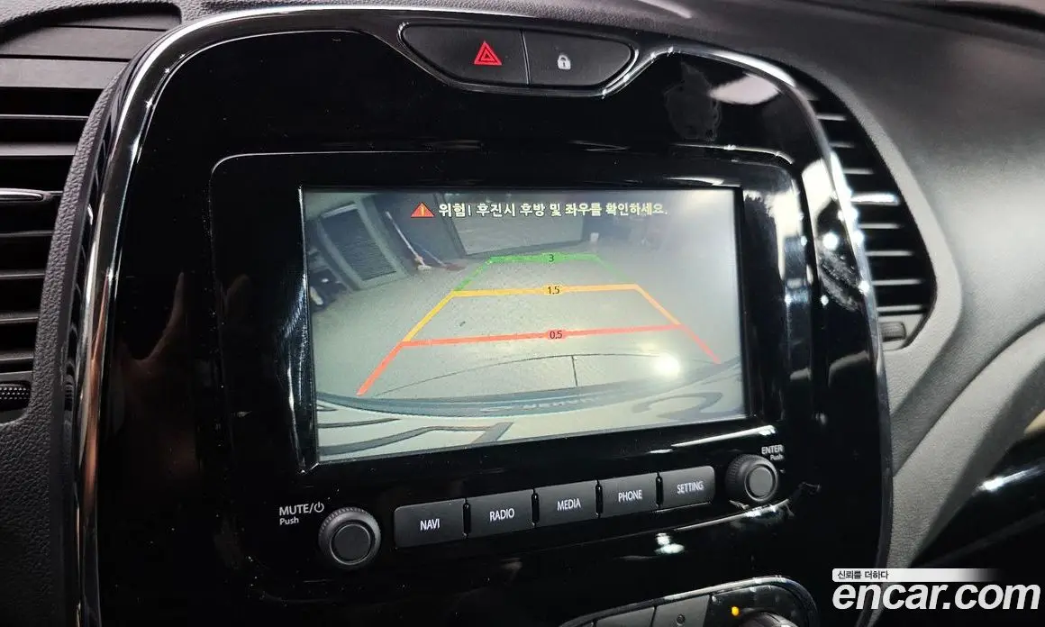 Renault (Samsung) QM3 2017 1.5 автомат (гидро), фото 15 Renault (Samsung) QM3 2017 1.5 автомат (гидро), фото 15