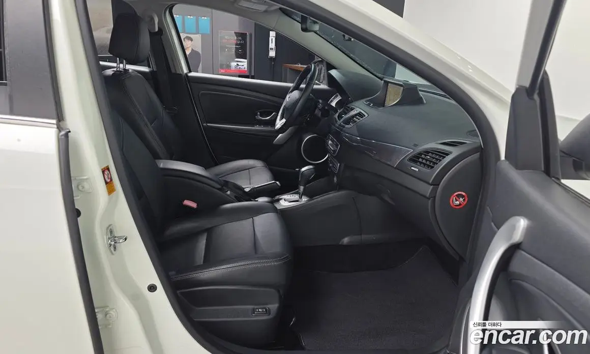 Renault (Samsung) SM3 2011 1.6 автомат (гидро), фото 11 Renault (Samsung) SM3 2011 1.6 автомат (гидро), фото 11