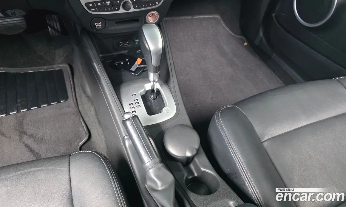 Renault (Samsung) SM3 2011 1.6 автомат (гидро), фото 9 Renault (Samsung) SM3 2011 1.6 автомат (гидро), фото 9