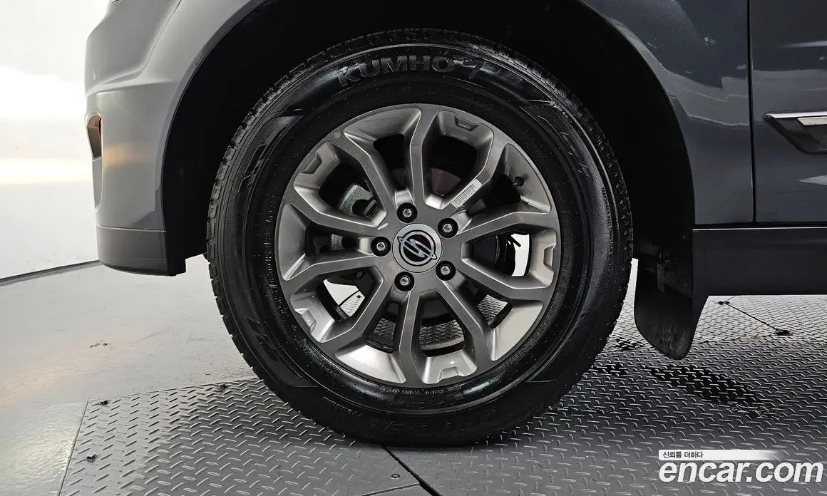 SsangYong Korando 2015 2.0 автомат (гидро), фото 5 SsangYong Korando 2015 2.0 автомат (гидро), фото 5