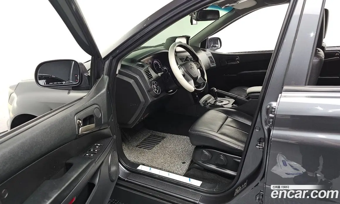 SsangYong Korando 2015 2.0 автомат (гидро), фото 10 SsangYong Korando 2015 2.0 автомат (гидро), фото 10
