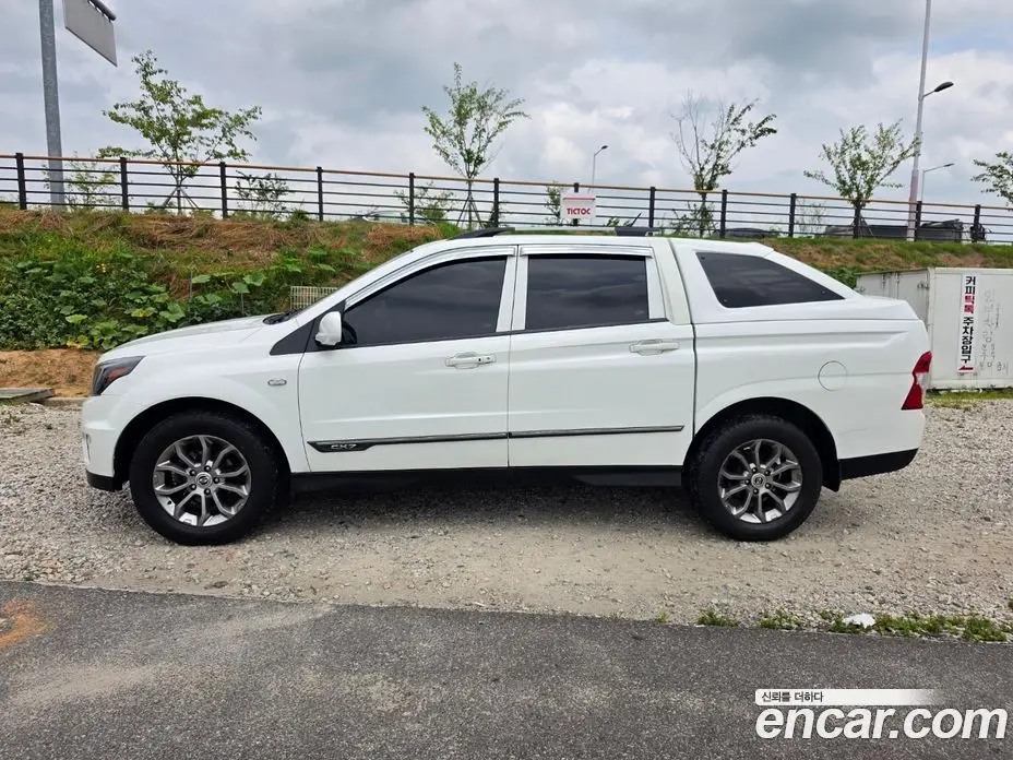SsangYong Korando 2015 2.0 автомат (гидро), фото 1 SsangYong Korando 2015 2.0 автомат (гидро), фото 1