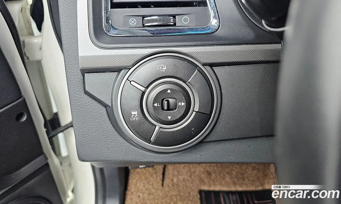 SsangYong Korando 2017 2.2 автомат (гидро), фото 15 SsangYong Korando 2017 2.2 автомат (гидро), фото 15