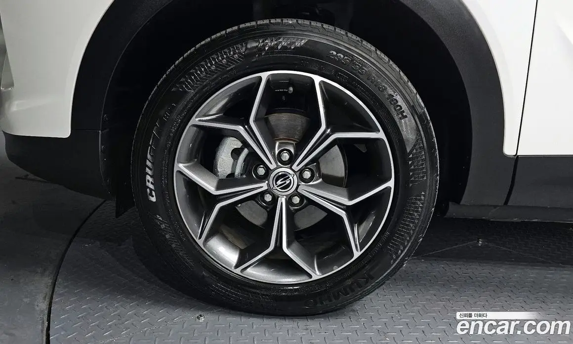 SsangYong Korando 2022 1.5 автомат (гидро), фото 5