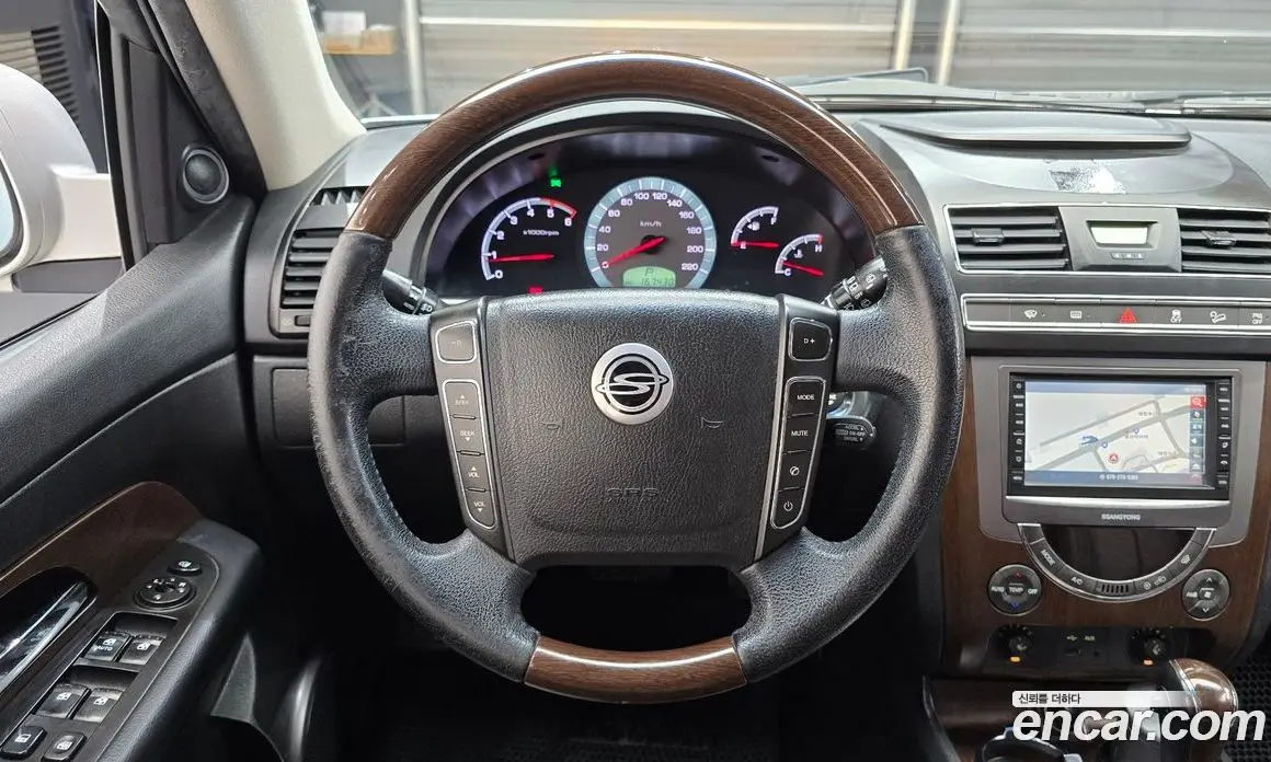 SsangYong Rexton 2012 2.0 автомат (гидро), фото 13 SsangYong Rexton 2012 2.0 автомат (гидро), фото 13