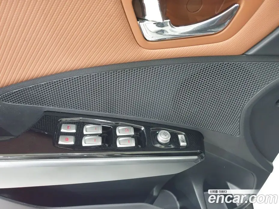 SsangYong TIBOLI 2018 1.6 автомат (гидро), фото 12