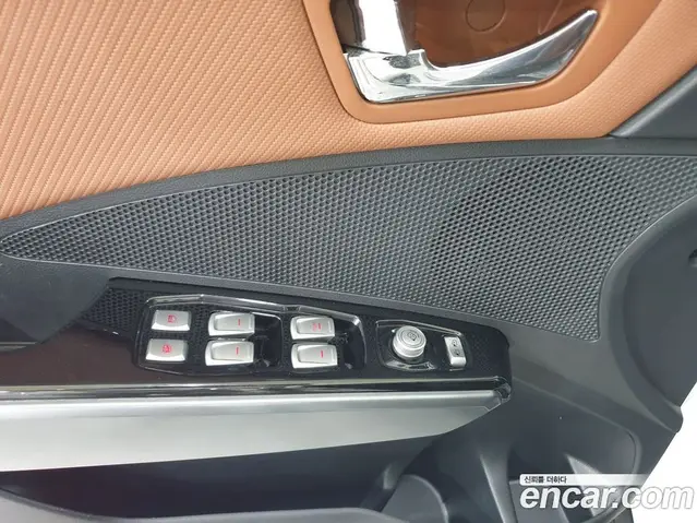 SsangYong TIBOLI 2018 1.6 автомат (гидро), миниатюра 12