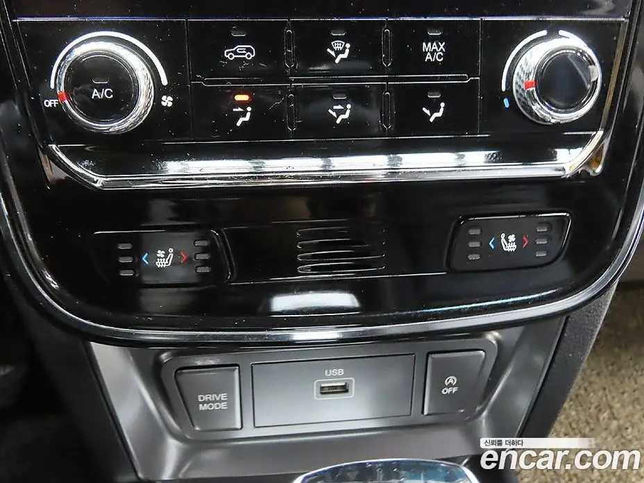 SsangYong TIBOLI 2019 1.6 автомат (гидро), фото 15
