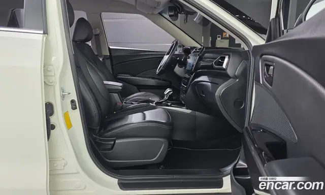 SsangYong TIBOLI 2024 1.5 автомат (гидро), миниатюра 11