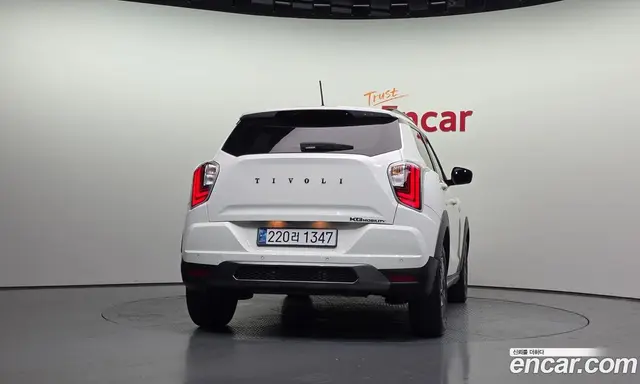 SsangYong TIBOLI 2024 1.5 автомат (гидро), миниатюра 4
