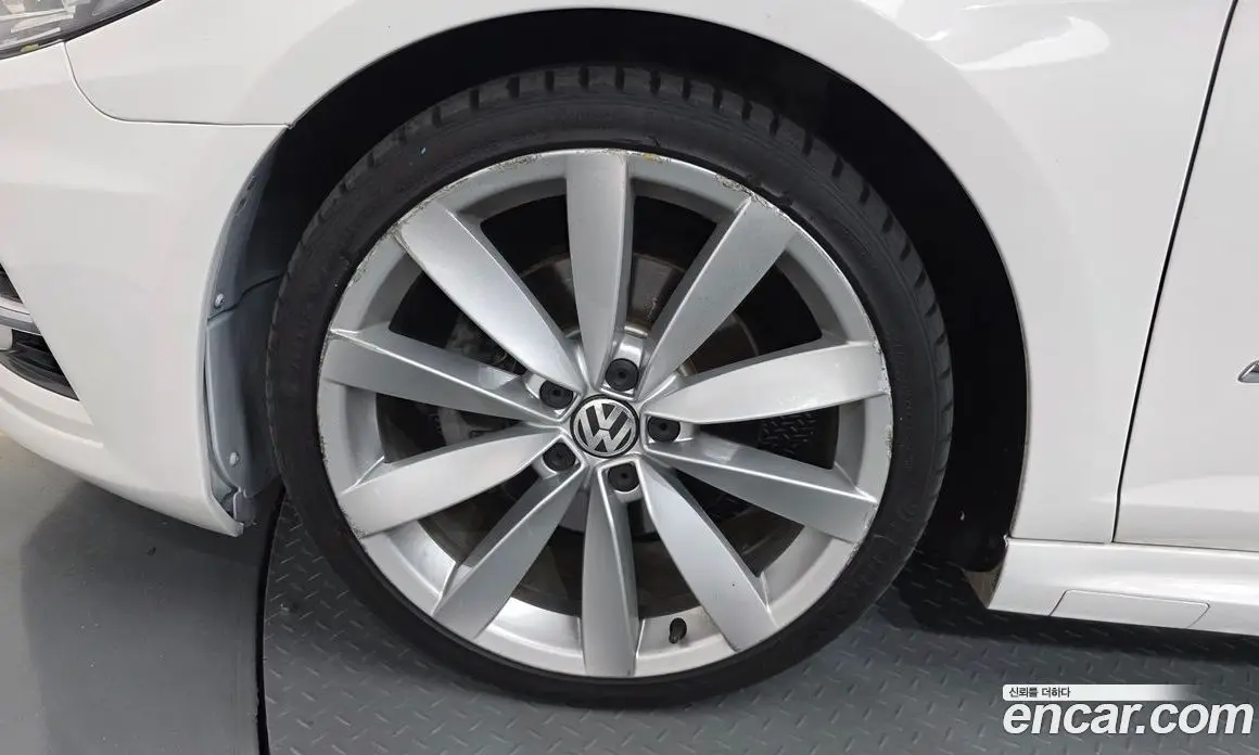 Volkswagen CC 2015 2.0 автомат (гидро), фото 5 Volkswagen CC 2015 2.0 автомат (гидро), фото 5