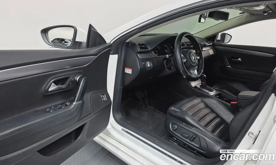 Volkswagen CC 2015 2.0 автомат (гидро), фото 10 Volkswagen CC 2015 2.0 автомат (гидро), фото 10
