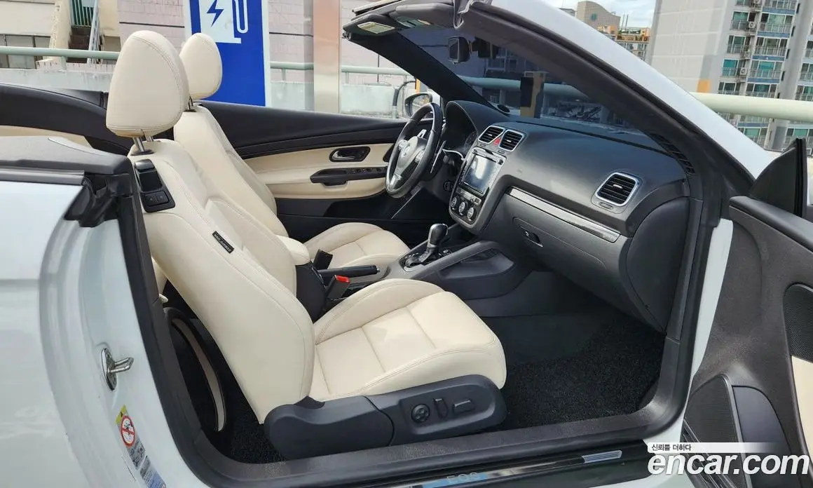 Volkswagen Eos 2009 2.0 автомат (гидро), фото 12 Volkswagen Eos 2009 2.0 автомат (гидро), фото 12