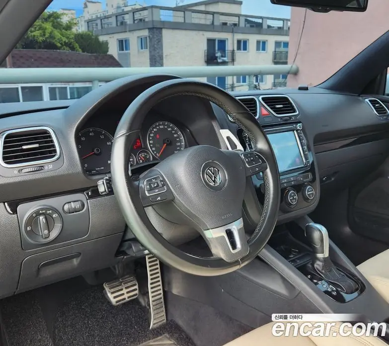 Volkswagen Eos 2009 2.0 автомат (гидро), фото 14 Volkswagen Eos 2009 2.0 автомат (гидро), фото 14