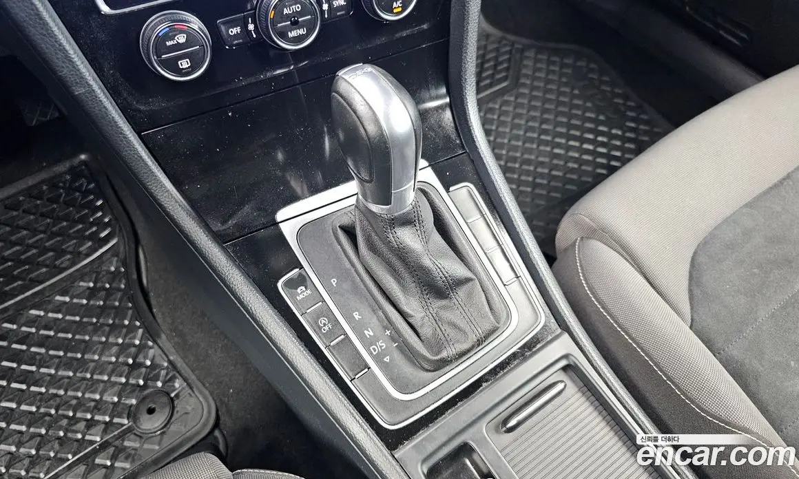Volkswagen Golf 2014 2.0 автомат (гидро), фото 9