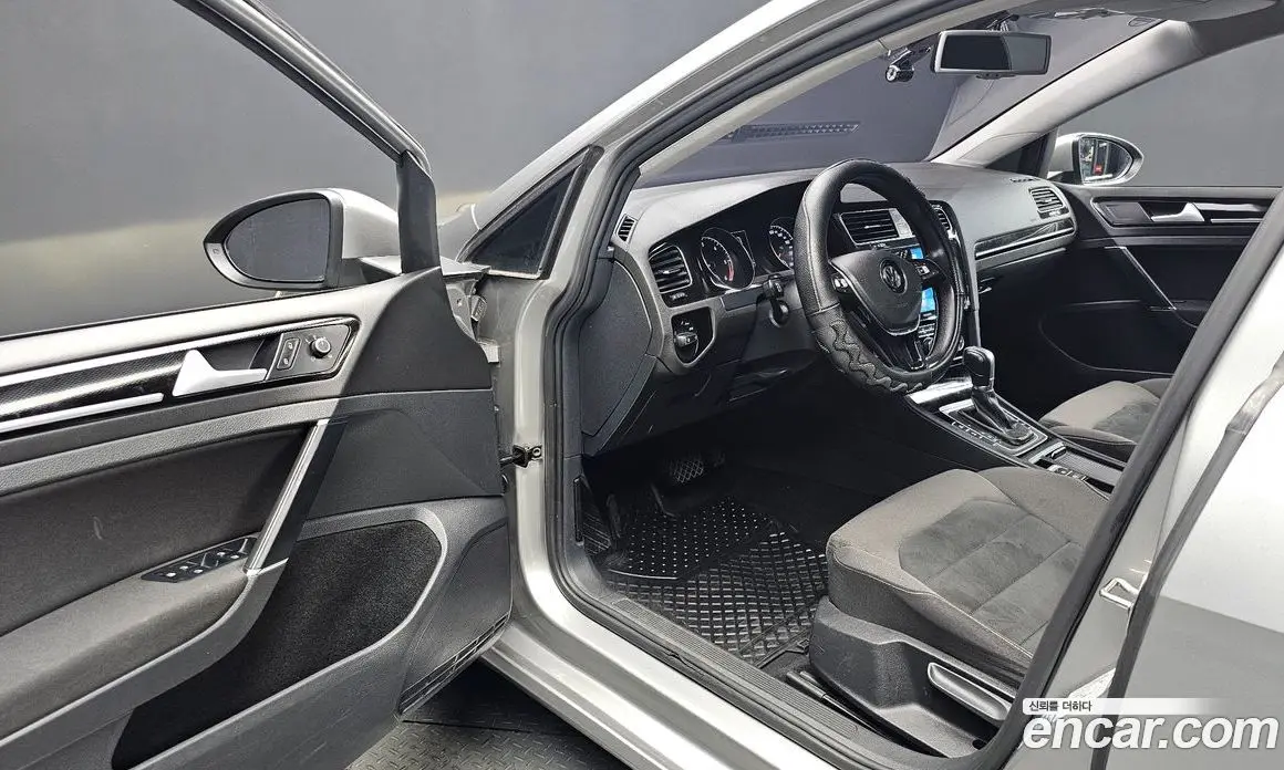 Volkswagen Golf 2014 2.0 автомат (гидро), фото 10