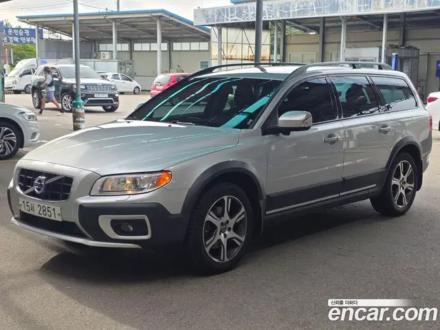 Volvo XC70 2010 2.4 автомат (гидро), миниатюра 2