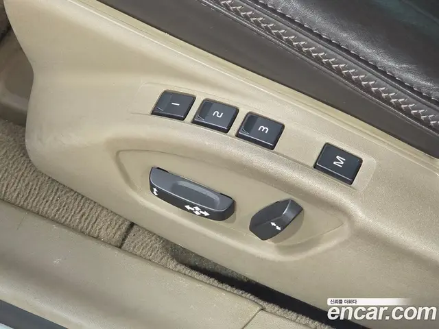 Volvo XC70 2010 2.4 автомат (гидро), миниатюра 12