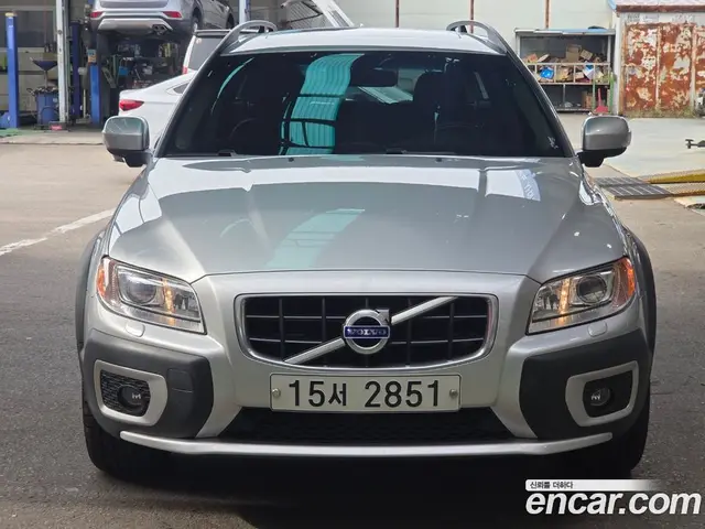 Volvo XC70 2010 2.4 автомат (гидро), миниатюра 3