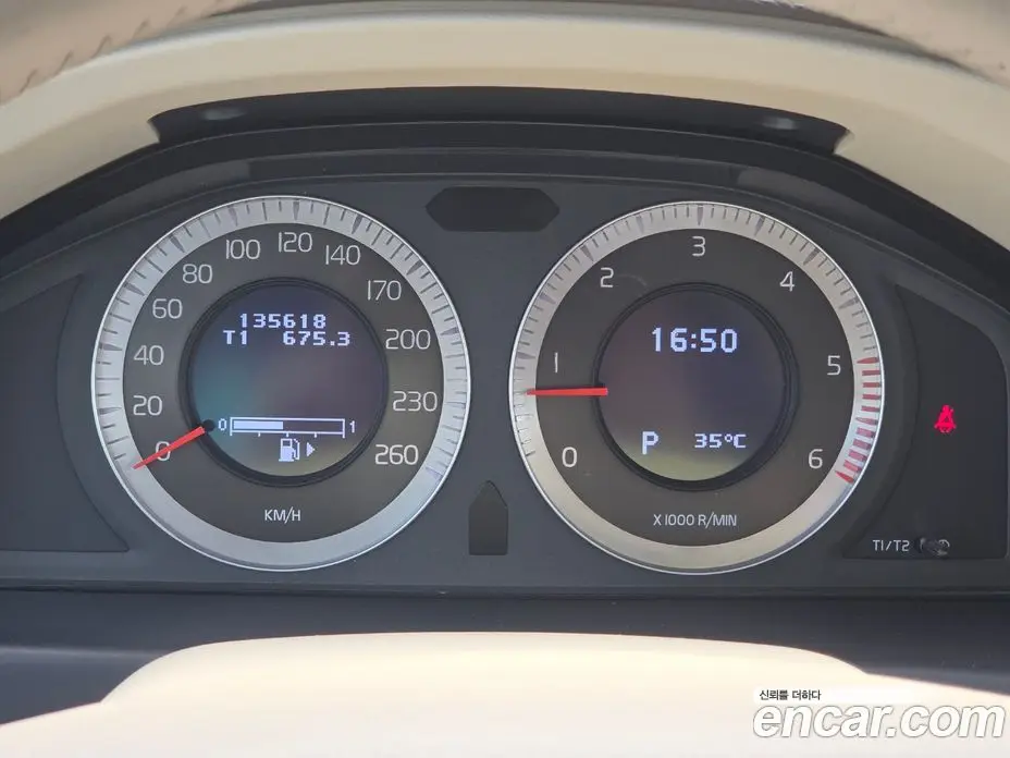 Volvo XC70 2010 2.4 автомат (гидро), фото 9