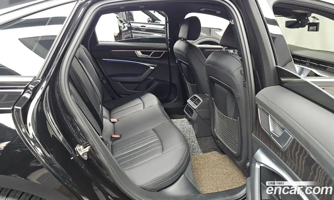 Audi A6 2021 2.0 автомат (гидро), фото 12 Audi A6 2021 2.0 автомат (гидро), фото 12
