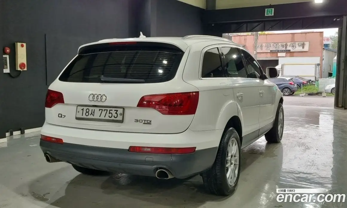 Audi Q7 2013 3.0 автомат (гидро), фото 3 Audi Q7 2013 3.0 автомат (гидро), фото 3