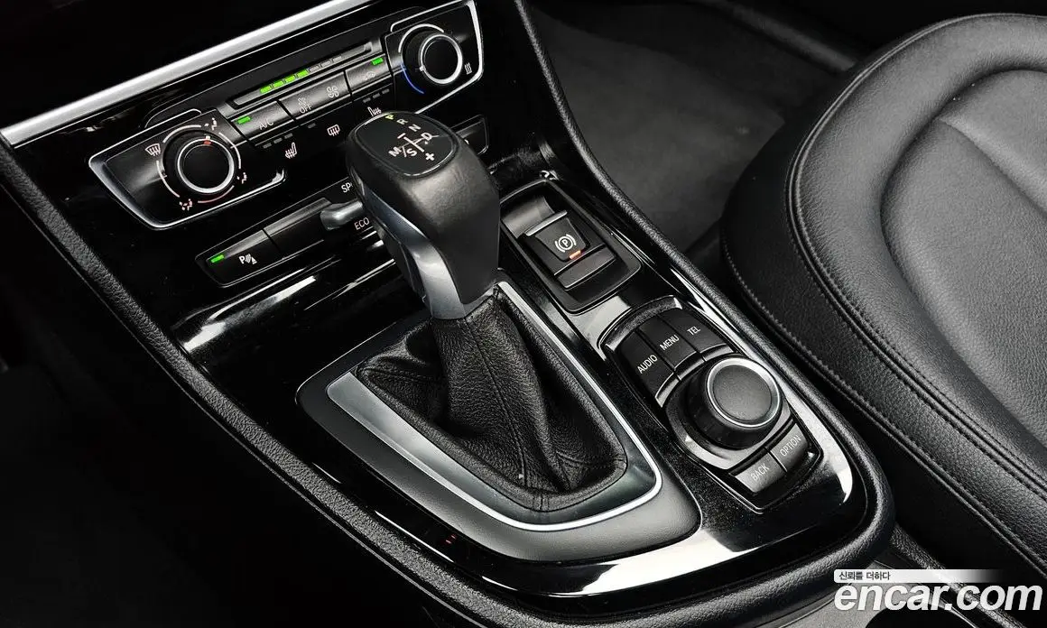 BMW 2 серия 2016 2.0 автомат (гидро), фото 9