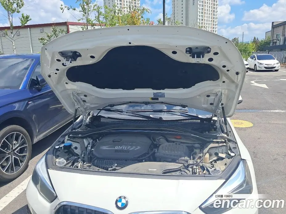 BMW 2 серия 2024 2.0 автомат (гидро), фото 6 BMW 2 серия 2024 2.0 автомат (гидро), фото 6