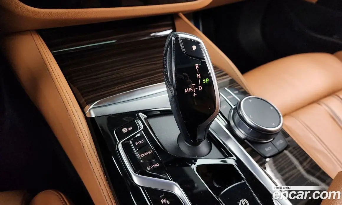 BMW 5 серия 2021 2.0 автомат (гидро), фото 9