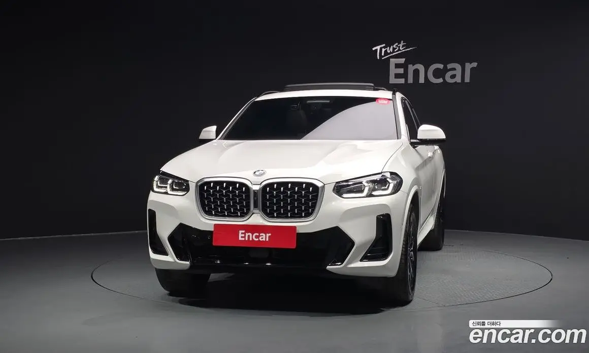 BMW X4 2023 2.0 автомат (гидро), фото 3 BMW X4 2023 2.0 автомат (гидро), фото 3