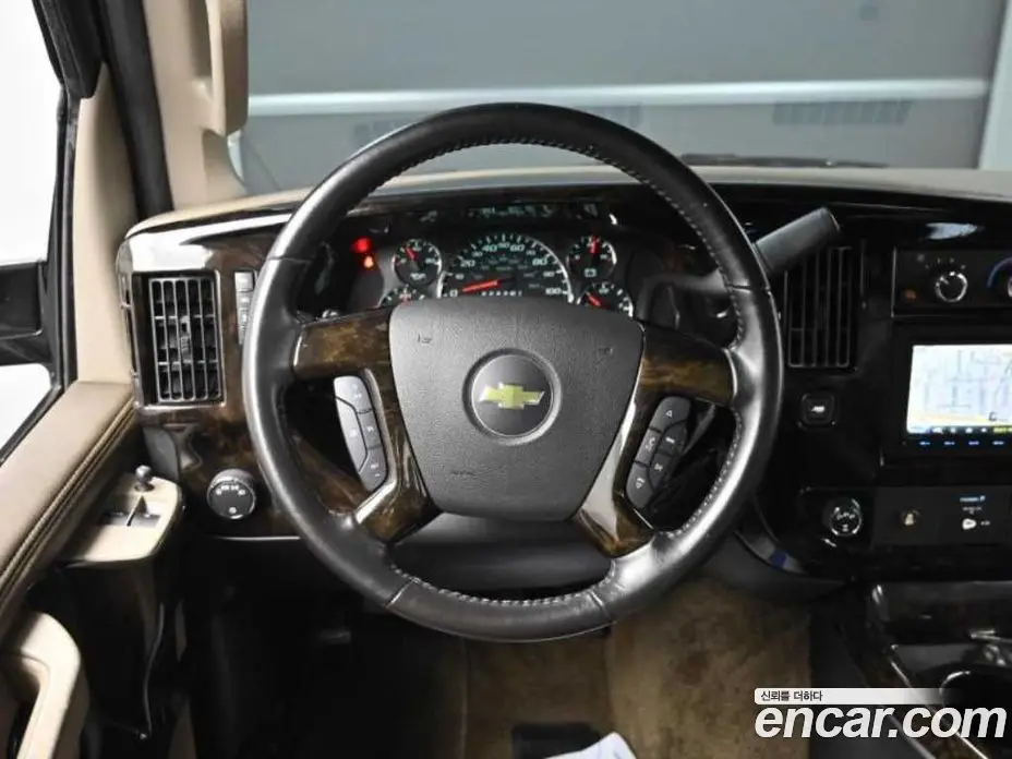 Chevrolet Express Van 2018 6.0 автомат (гидро), фото 12
