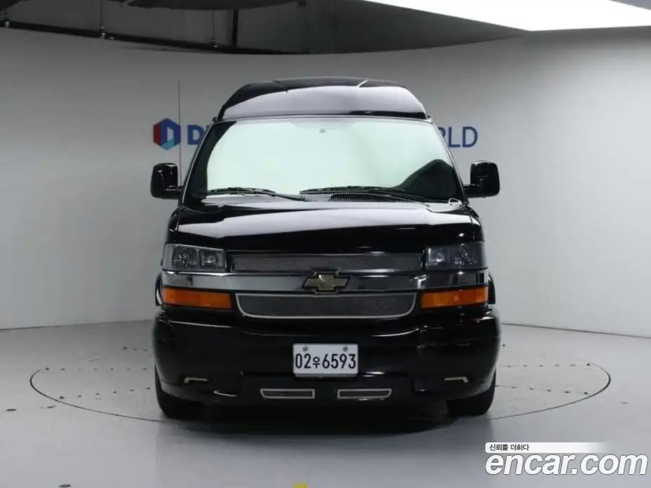 Chevrolet Express Van 2018 6.0 автомат (гидро), фото 3