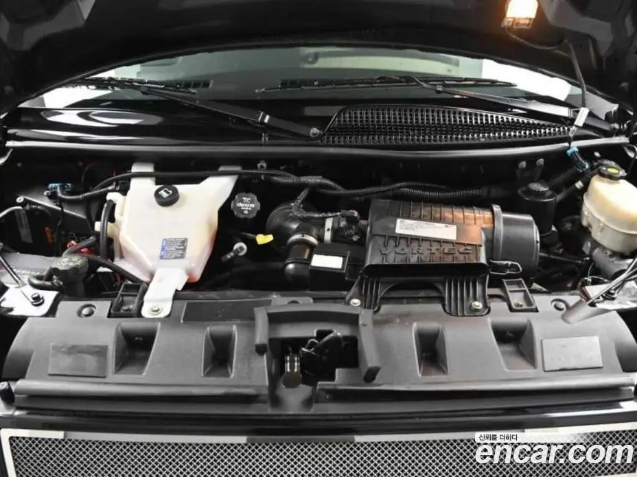 Chevrolet Express Van 2018 6.0 автомат (гидро), фото 6