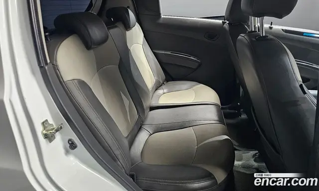 Chevrolet Spark 2012 1.0 автомат (гидро), миниатюра 12
