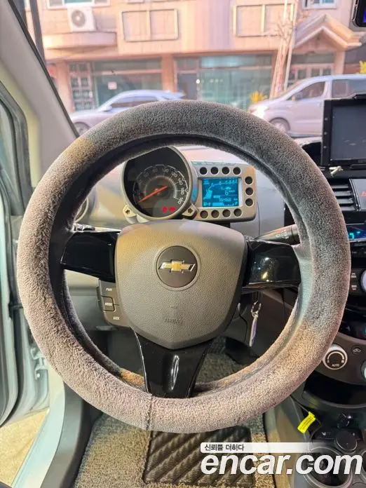 Chevrolet Spark 2012 1.0 автомат (гидро), миниатюра 12