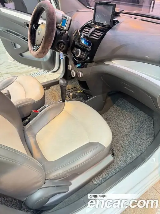 Chevrolet Spark 2012 1.0 автомат (гидро), фото 17
