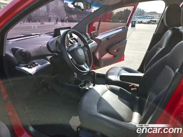 Chevrolet Spark 2015 1.0 автомат (гидро), миниатюра 9