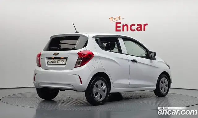 Chevrolet Spark 2015 1.0 автомат (гидро), миниатюра 2
