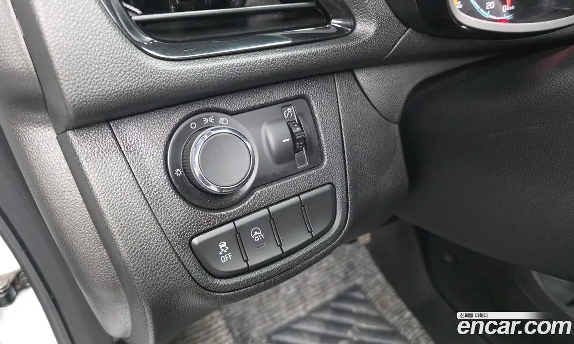 Chevrolet Spark 2015 1.0 автомат (гидро), фото 14