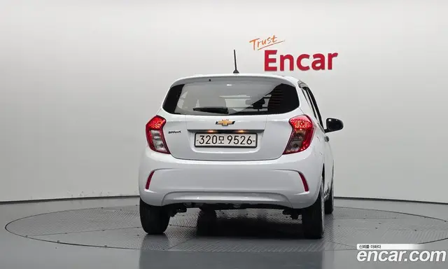 Chevrolet Spark 2015 1.0 автомат (гидро), миниатюра 4