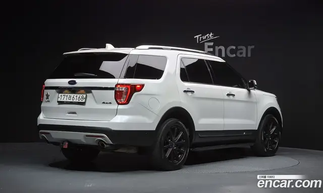 Ford Explorer 2017 2.3 автомат (гидро), миниатюра 2 Ford Explorer 2017 2.3 автомат (гидро), миниатюра 2