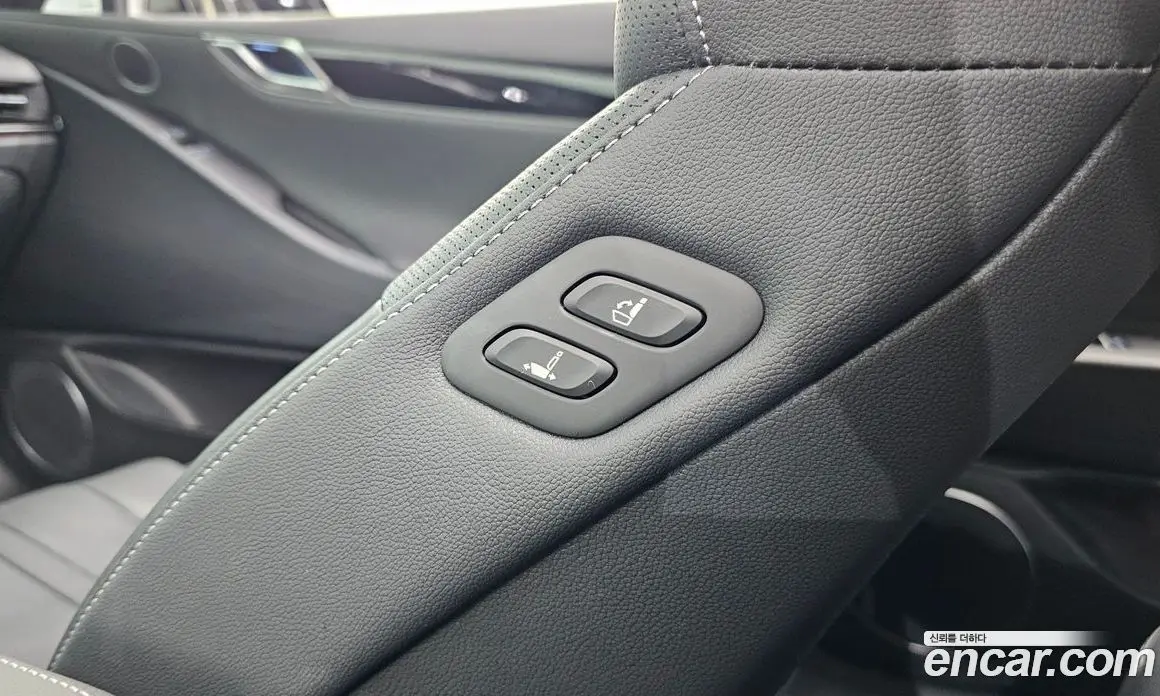 Genesis G80 2023 3.5 автомат (гидро), фото 16