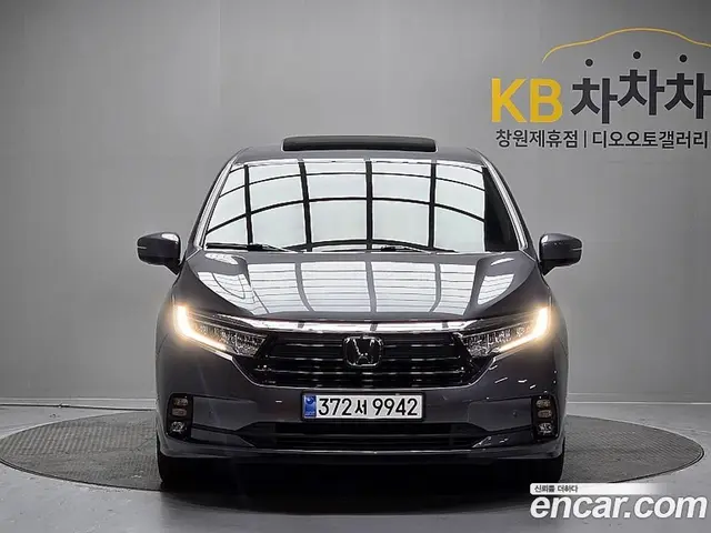 Honda Odyssey 2022 3.5 автомат (гидро), миниатюра 3