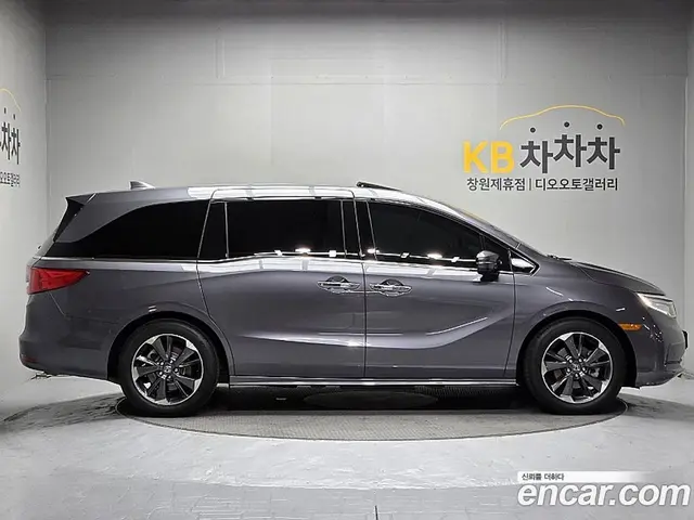 Honda Odyssey 2022 3.5 автомат (гидро), миниатюра 7