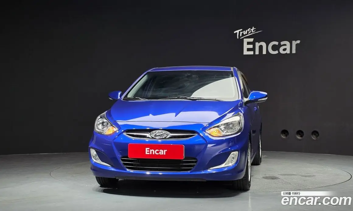 Hyundai Accent 2012 1.4 автомат (гидро), фото 3