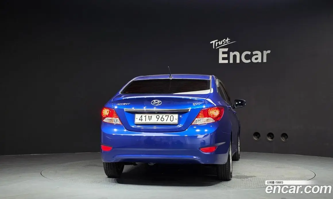 Hyundai Accent 2012 1.4 автомат (гидро), фото 4